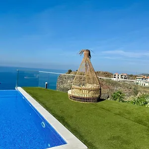 Apartment Madeira Sea Sunshine With Heated Pool, Ribeira Brava